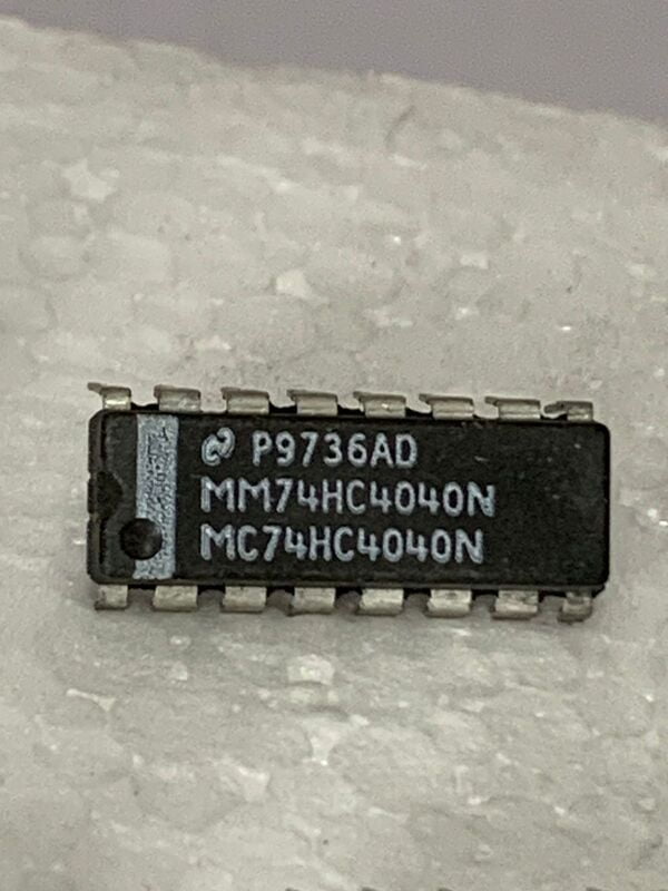 74HC4040