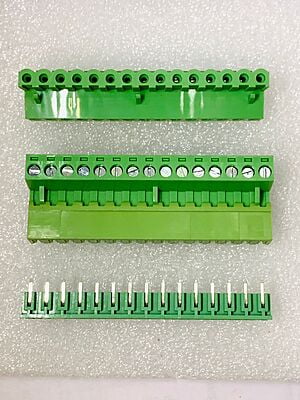 5085 15 PIN MALE CONNECTORS R/A