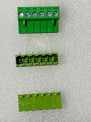 5085 6 PIN FEMALE CONNECTOR