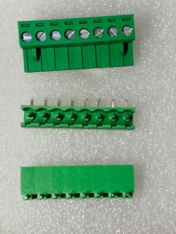 5085 8 PIN FEMALE CONNECTOR