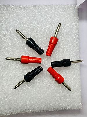 BANANA PLUG