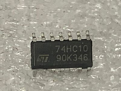 74HC10D