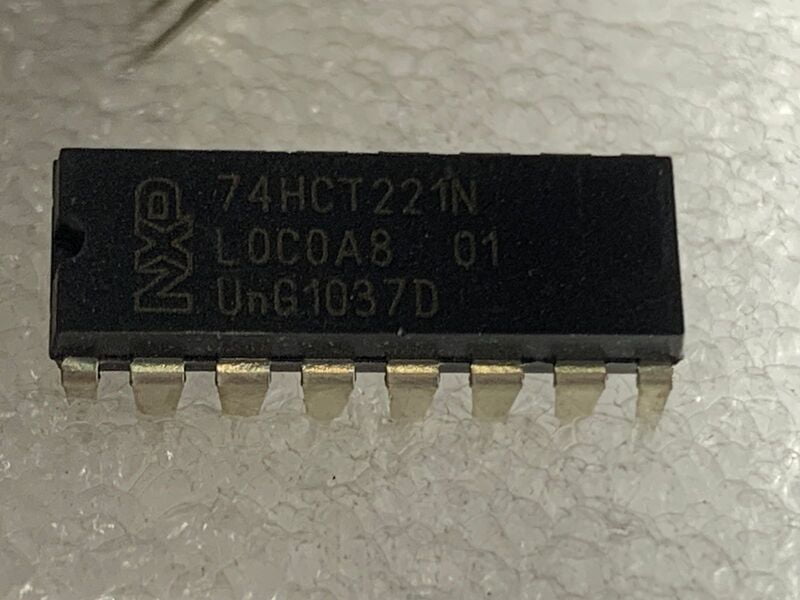 74HCT221N