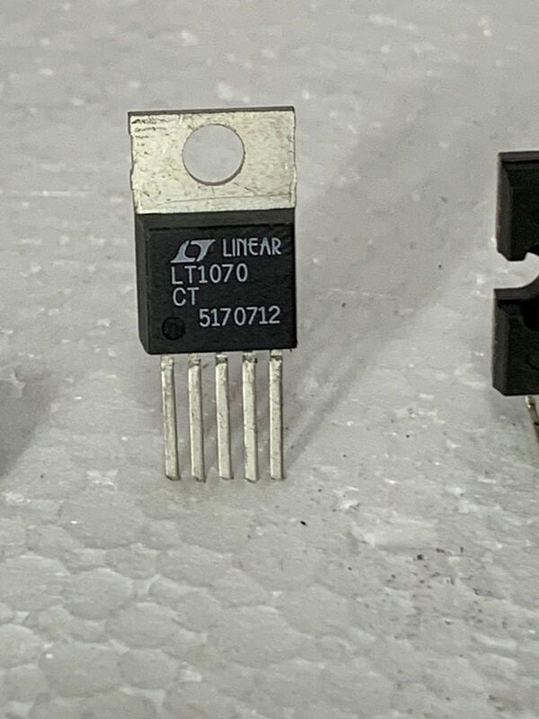 LT1070