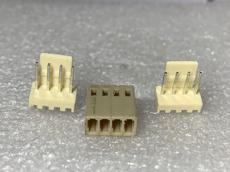 4 PIN RELIMENT CONNECTOR M/F